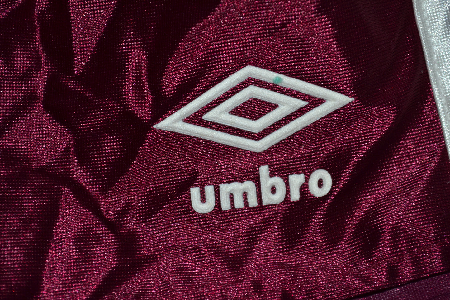 Vintage Manchester City Away 80s Football Shorts Umbro Red SZ 28