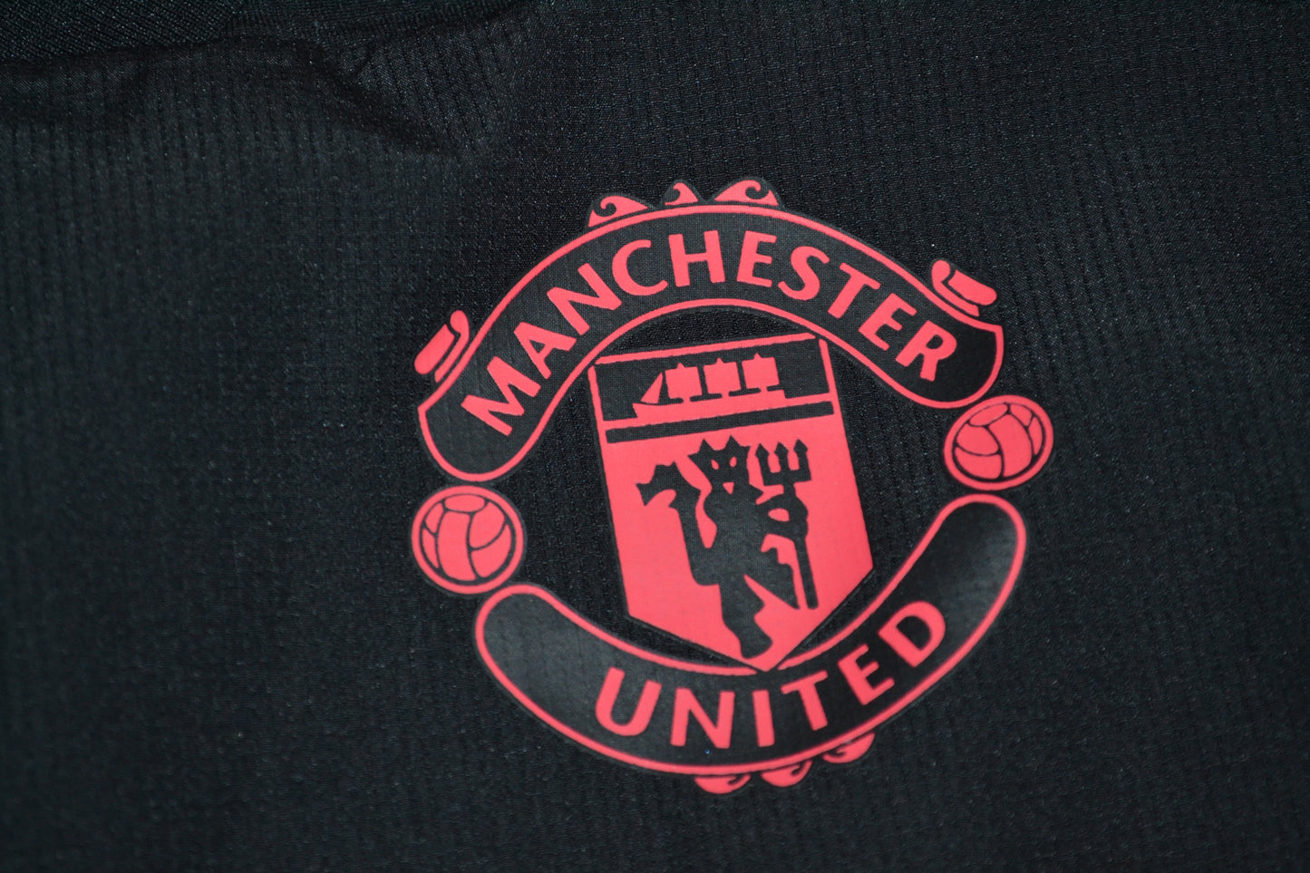 Manchester United Training Top Jersey 2018 Size S Black CW7590